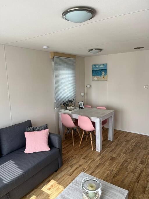 Chalet + Tiny House Nabij Strand Petten Εξωτερικό φωτογραφία