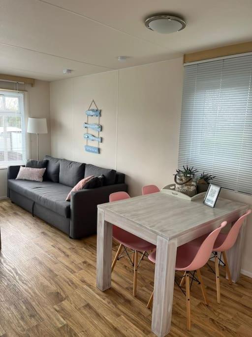 Chalet + Tiny House Nabij Strand Petten Εξωτερικό φωτογραφία
