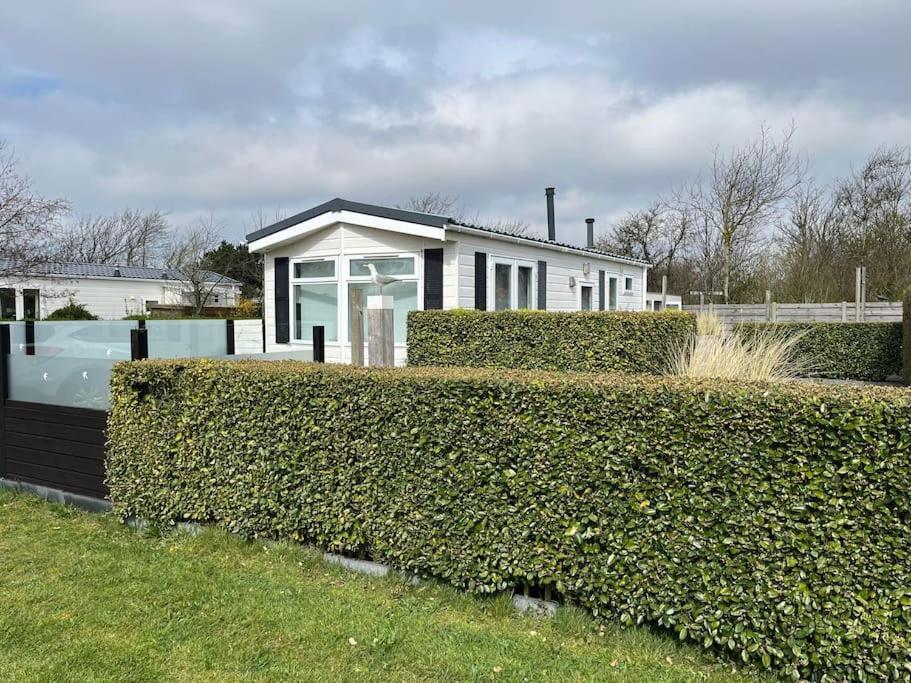 Chalet + Tiny House Nabij Strand Petten Εξωτερικό φωτογραφία